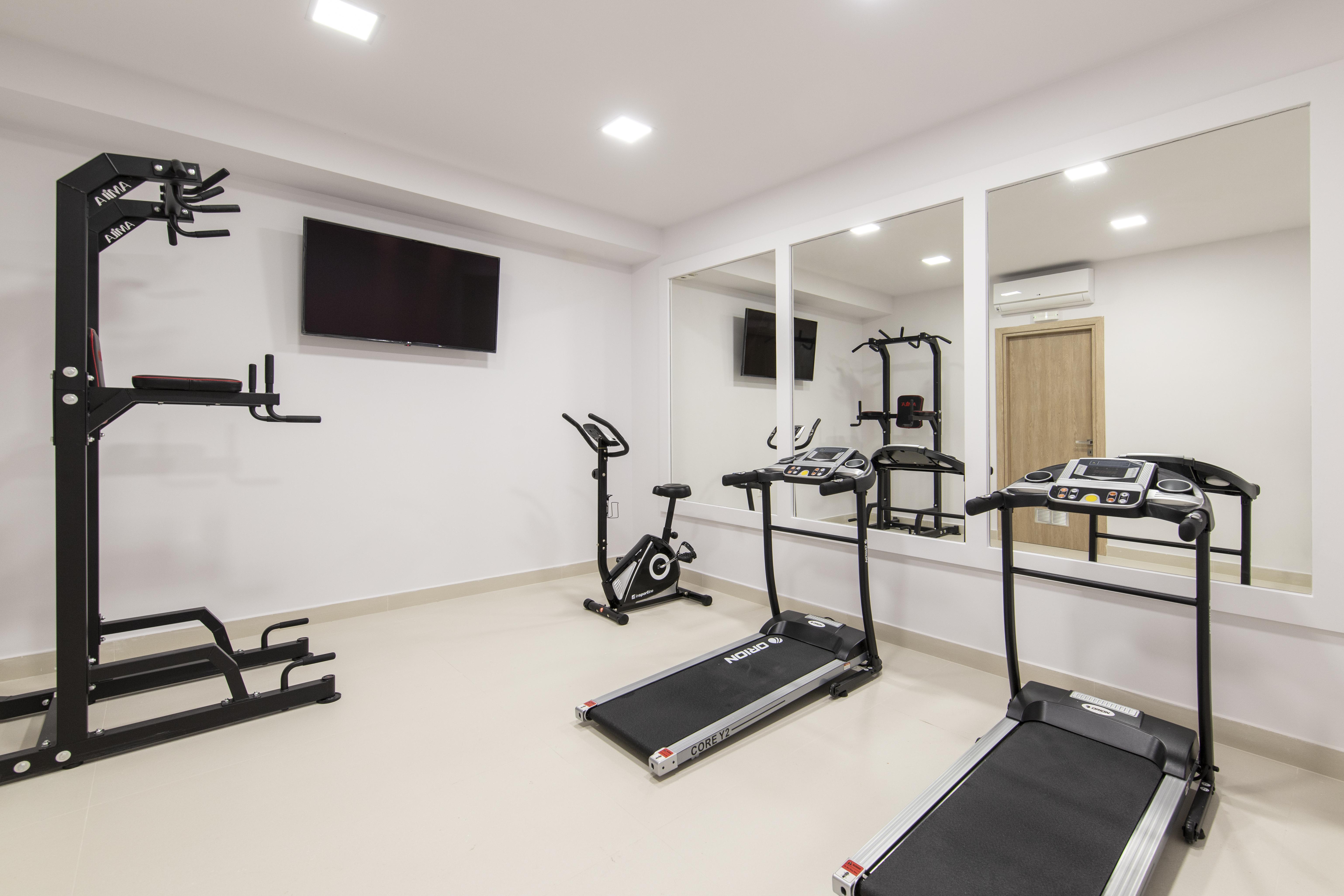 Gallery Suites & Residences Piraeus Luaran gambar