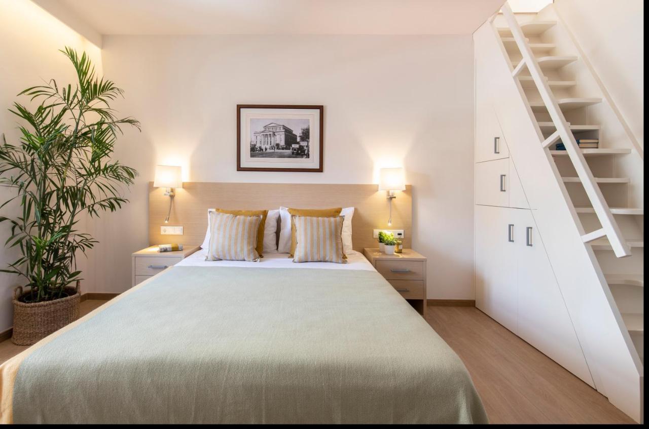 Gallery Suites & Residences Piraeus Luaran gambar
