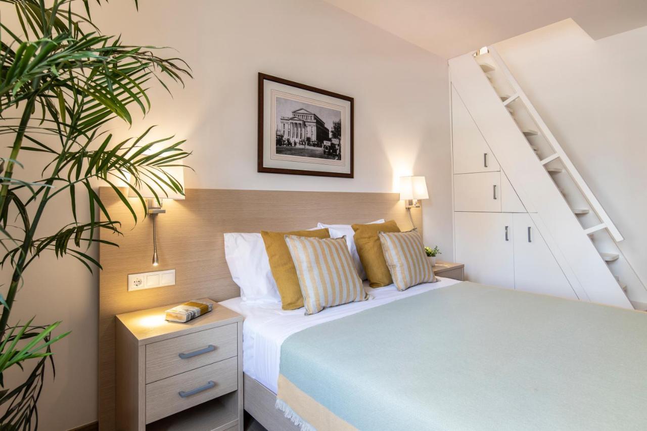 Gallery Suites & Residences Piraeus Luaran gambar