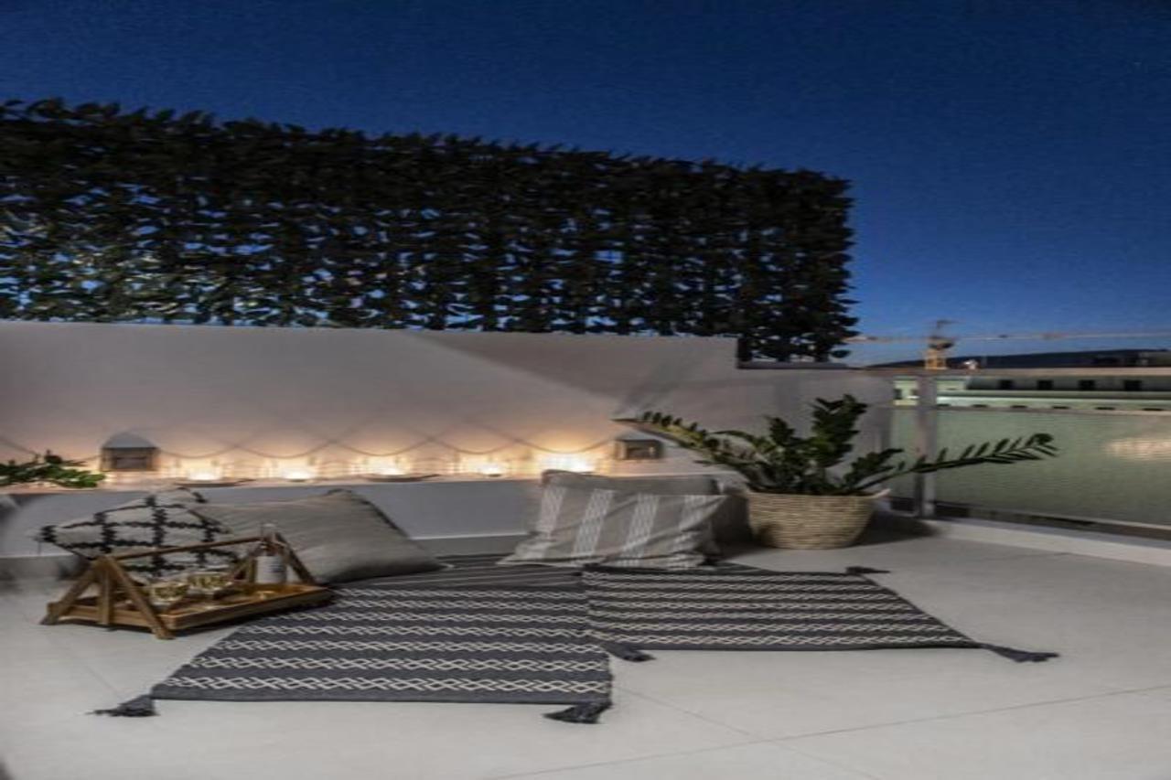 Gallery Suites & Residences Piraeus Luaran gambar