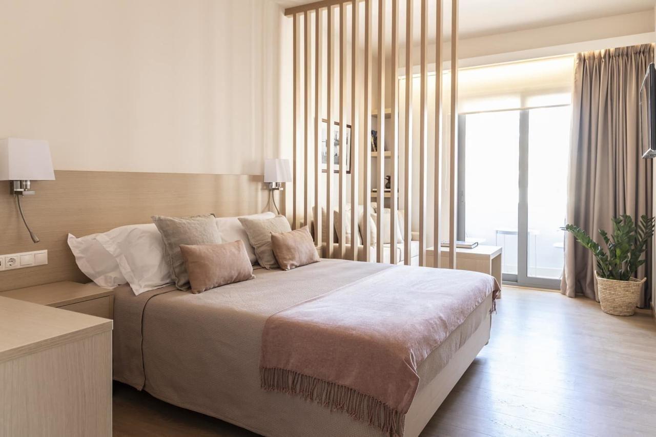 Gallery Suites & Residences Piraeus Luaran gambar