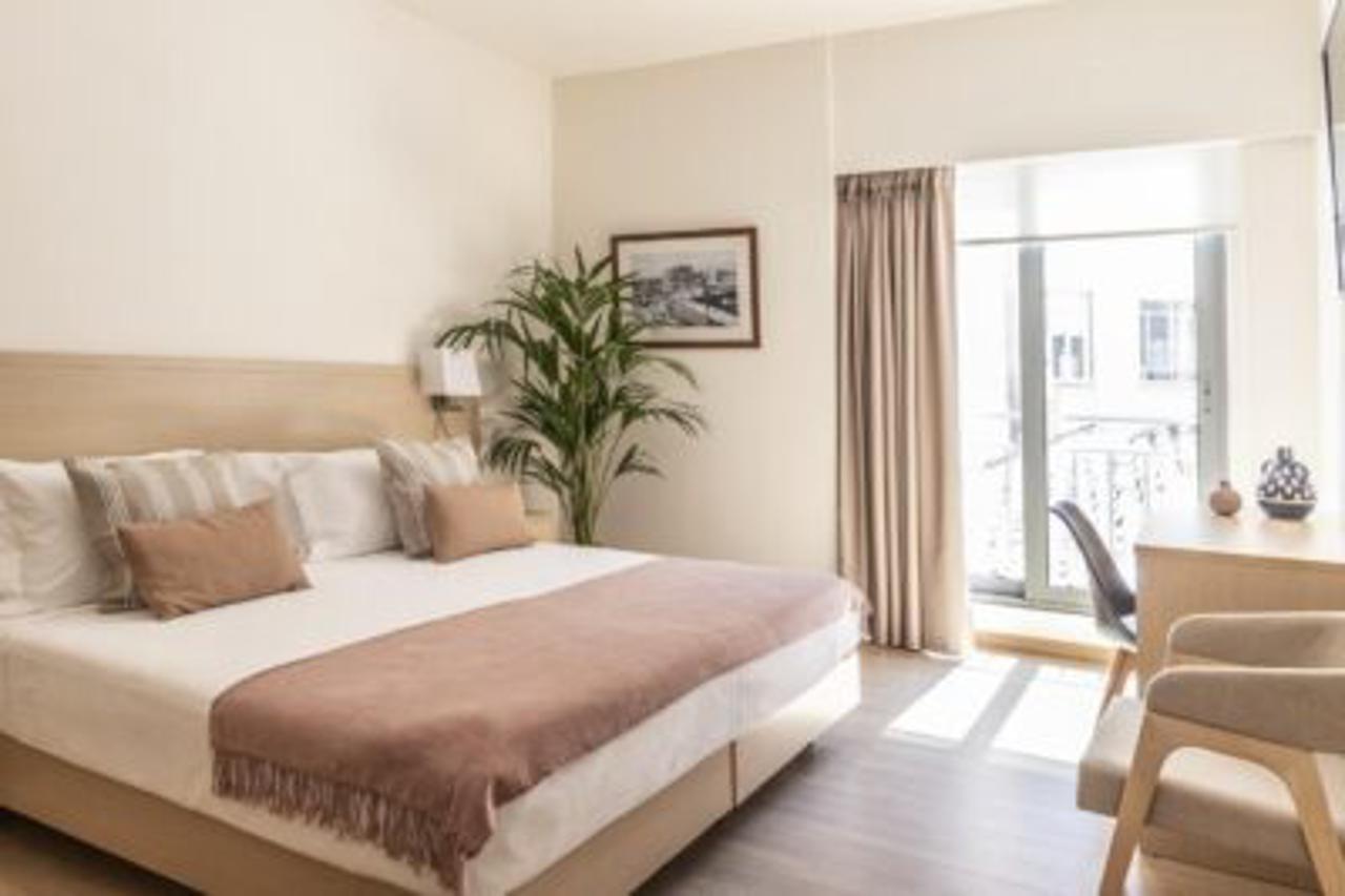 Gallery Suites & Residences Piraeus Luaran gambar