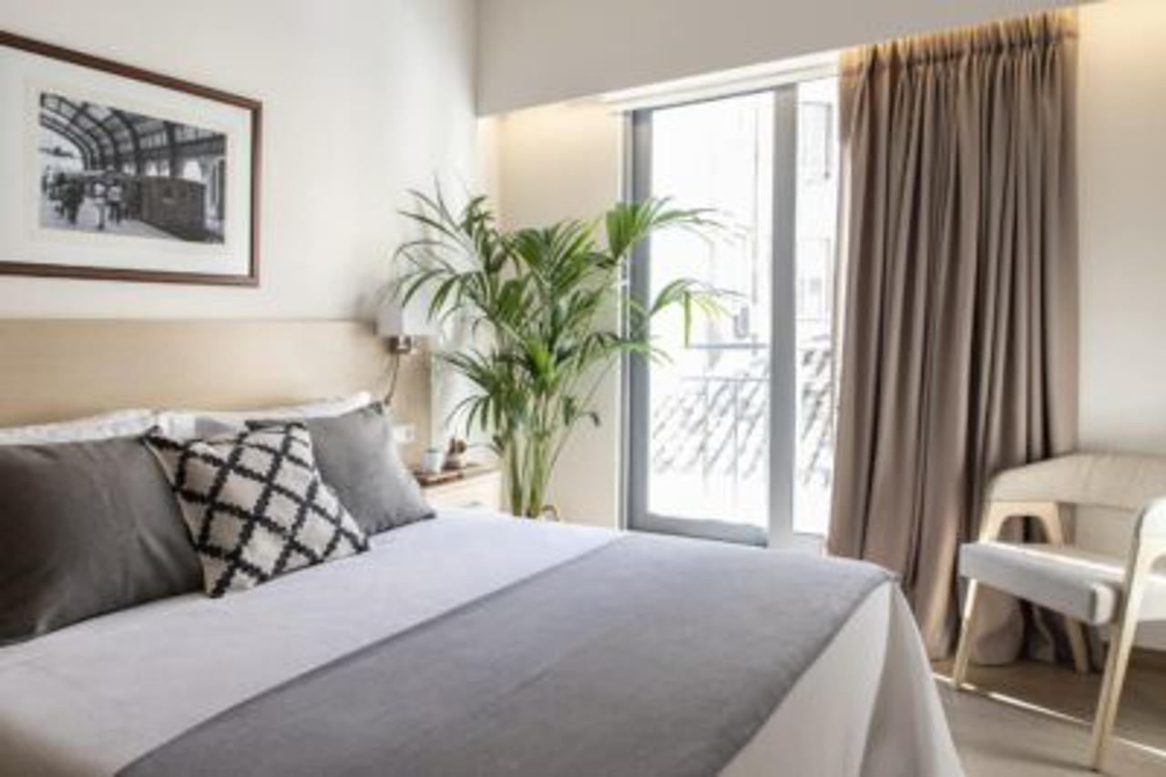 Gallery Suites & Residences Piraeus Luaran gambar