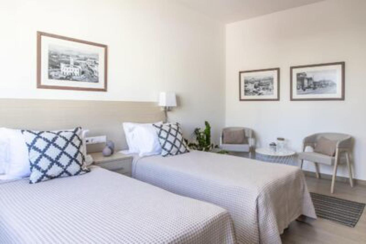 Gallery Suites & Residences Piraeus Luaran gambar